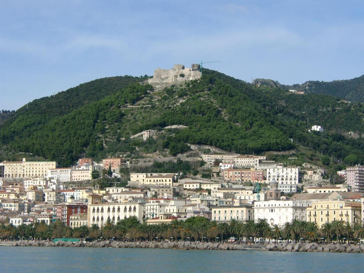 Bed and Breakfast Primo Posto Salerno Exterior foto